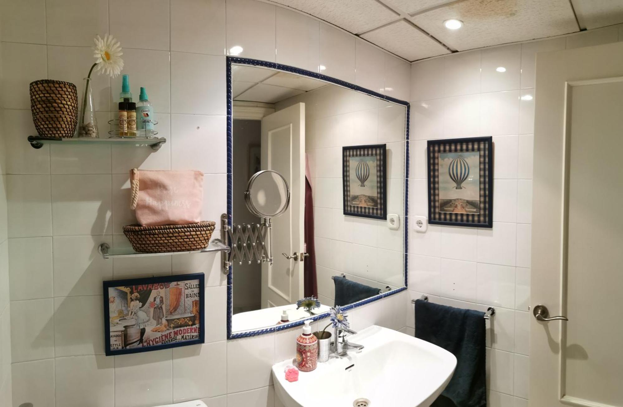 Habitacion Agradable Con Bano Individual Sevilla Zimmer foto